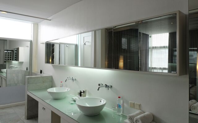Kemang Icon Hotel