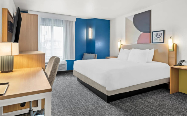 Spark by Hilton Oxford