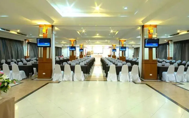 Chakungrao Riverview Hotel