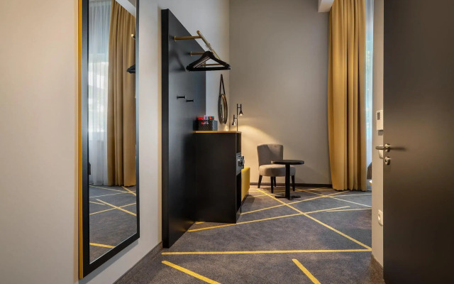Holiday Inn - the niu, Fury Aschheim Messe by IHG