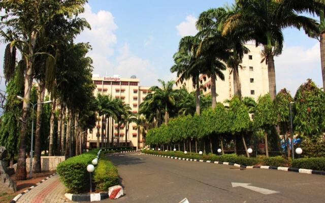 Bolingo Hotel Towers