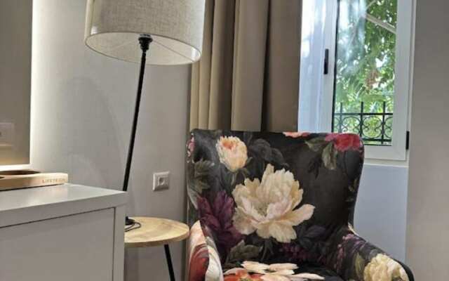 HEIRESS Hotel