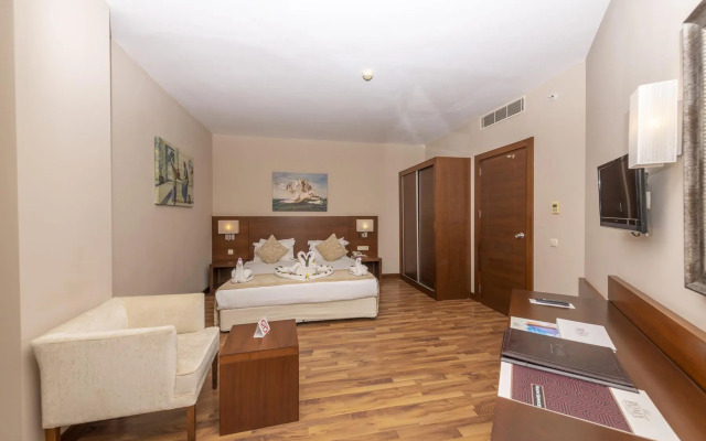 Roma Beach Resort & Spa