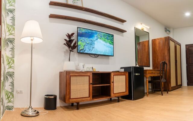 Bania Boutique House