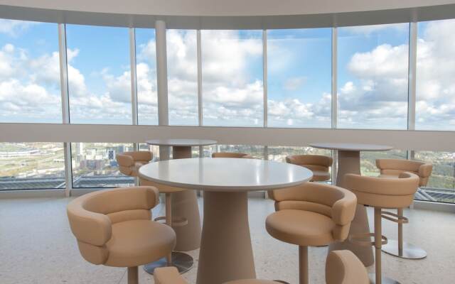 Vilnius TV Tower Apartments DEBESYS
