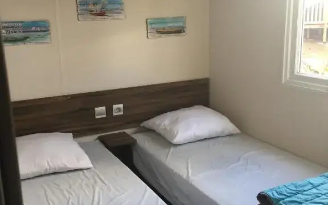 Mobil-Home 4-8 personnes Saint-Julien-En-Born