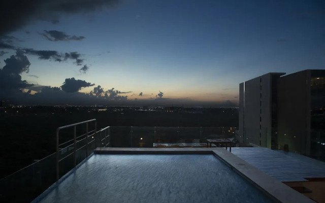 2 BR Apartment next to City Center & La Isla SM