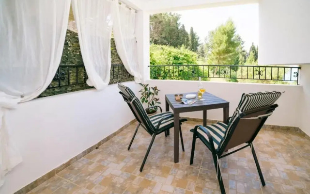 Room in Studio - Studio With Balcony and Sea View