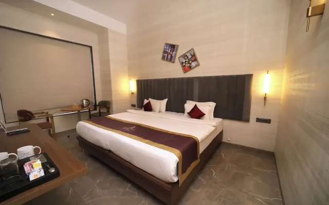 Hotel Reyansh Pride