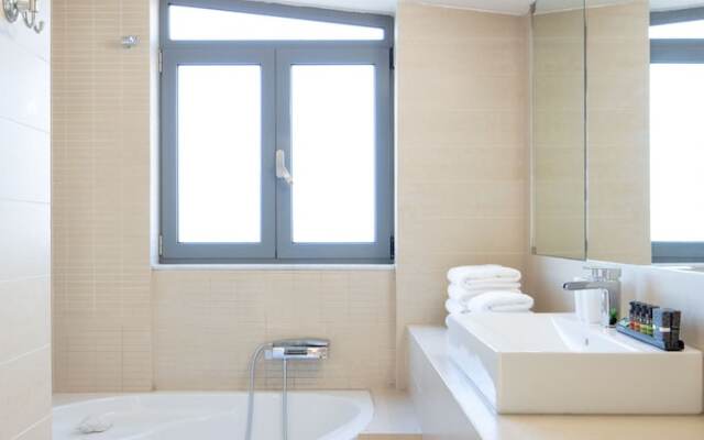 Elaia Luxury Suites Glyfada