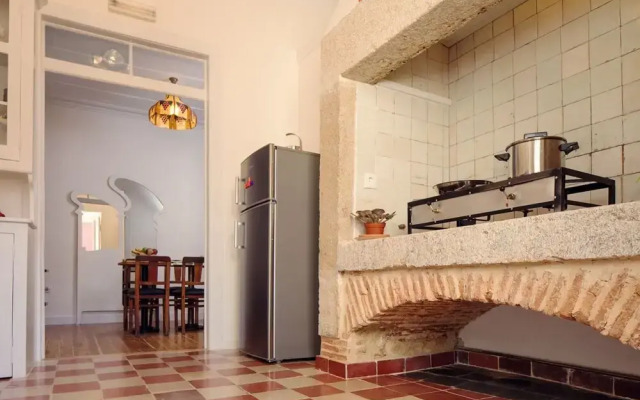 Lisbon Calling Rooms & Studio