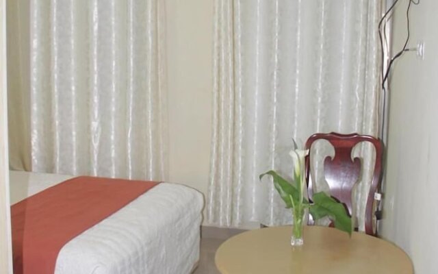 Budget Double Room in Luxurious Delta Resort