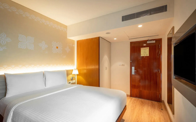 ibis Mumbai Airport Hotel