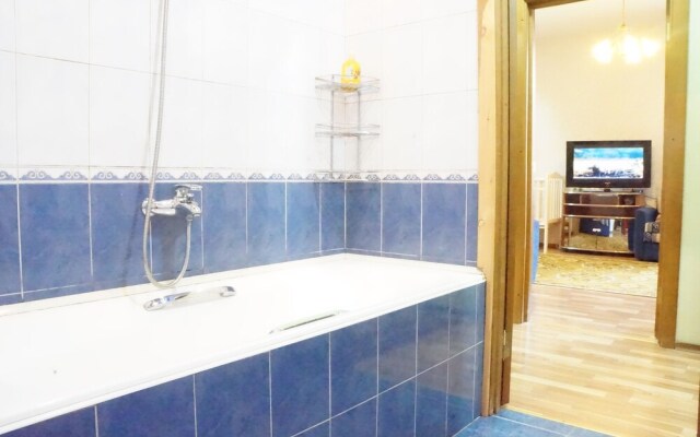 Apartment RF88 on Gastello 13
