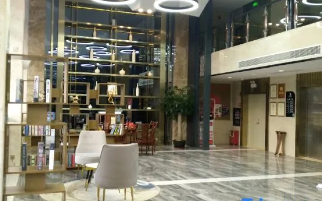 HIGH VICTORY Hotel (Yingde Xianhu Bay)