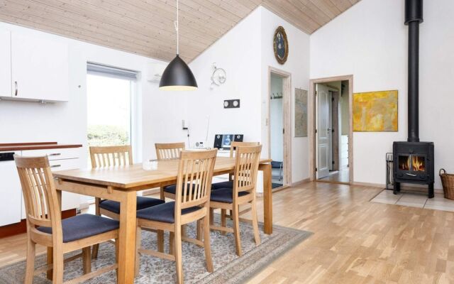 8 Person Holiday Home in Borkop
