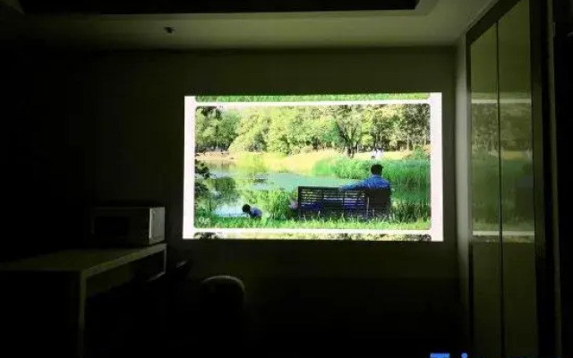 WooDream | Beam projector | 6-min Gangnam stn.
