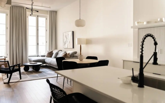 Maison Place Jacques-Cartier by Luxury In Transit