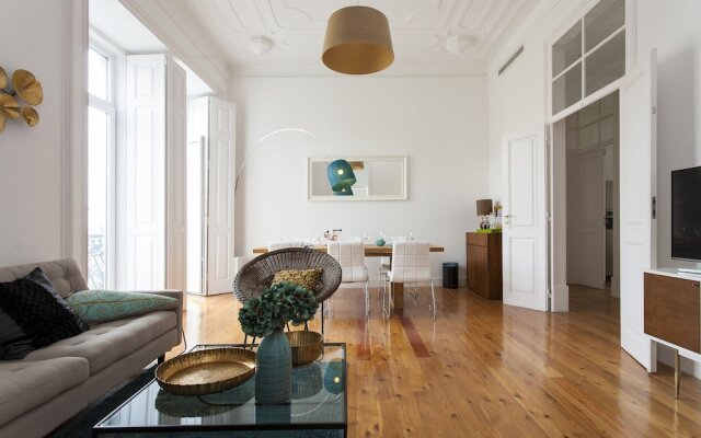 Rato Luxurious by Homing