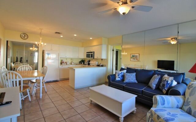 Capri 109 1 Bedroom 1 Bathroom Condo