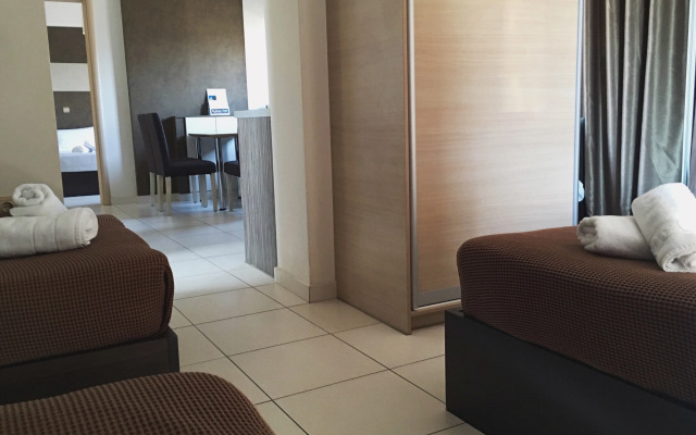 Mc Queen Rooms & Apartments