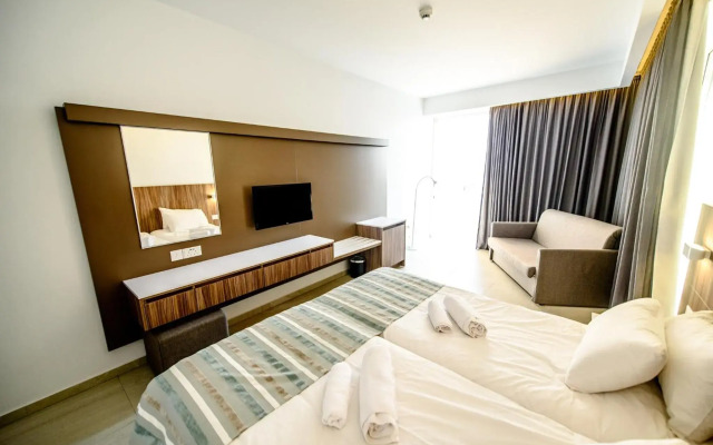 Eleana Hotel