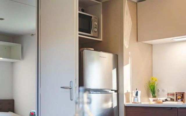 Welcoming Mobile Home in Marina di Altidona With Shared Pool