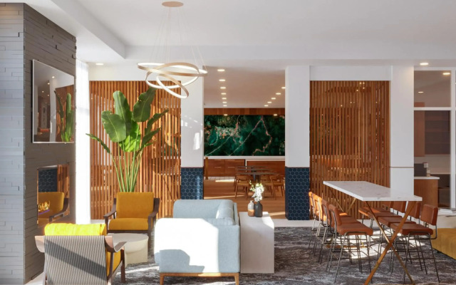 DoubleTree by Hilton Houston Westchase