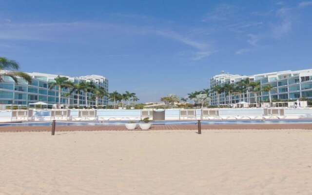 Condo Aria Ocean 306