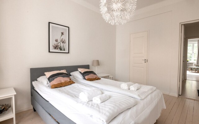 2ndhomes Beautiful & Modern 1BR Home with Central Location