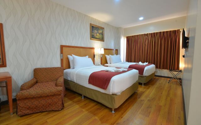 Royal Suites Condotel