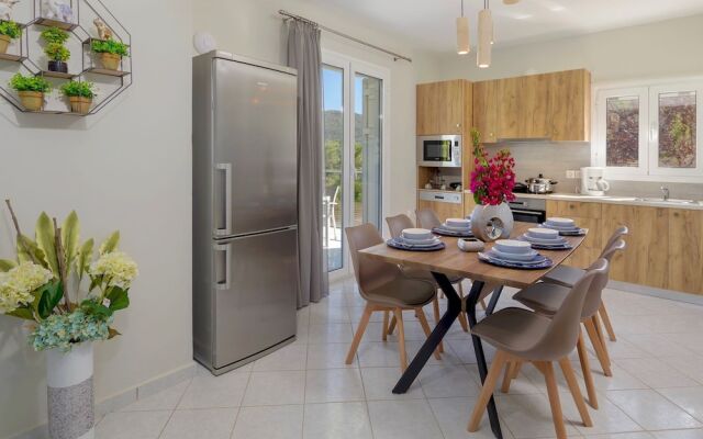 Modern Villa in Volimes with Pool And Parking