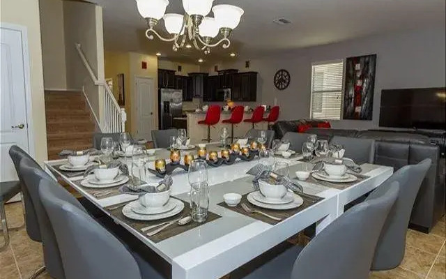 El Caro House
