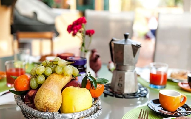 Lenzi’s Bottega and Gallery Suites