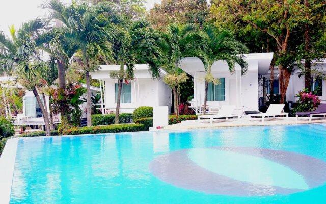 White House Bailan Resort