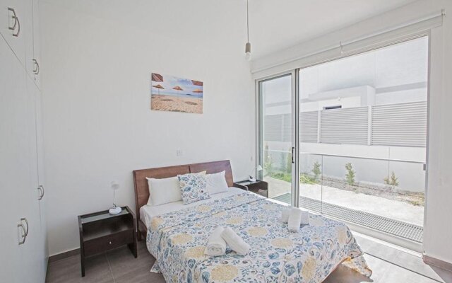 Villa Ochosto Eos - Luxury 5 Bedroom Protaras Villa with Private Pool - Close to the Beach