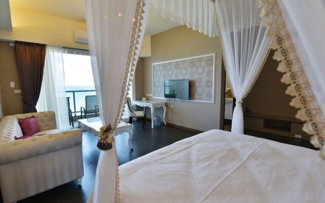 White Spray B&B