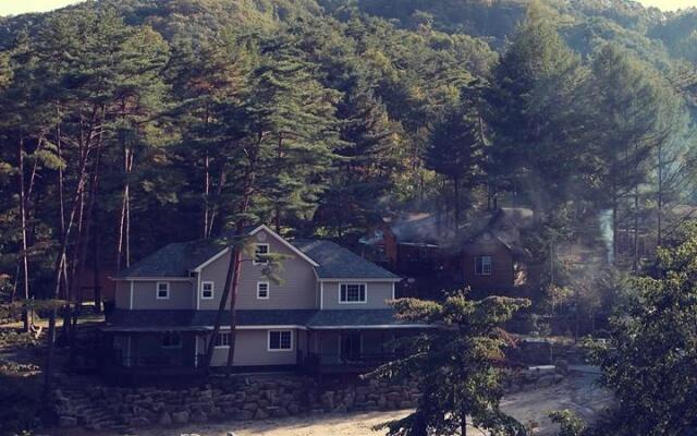 Eumaki Heureuneun Sup