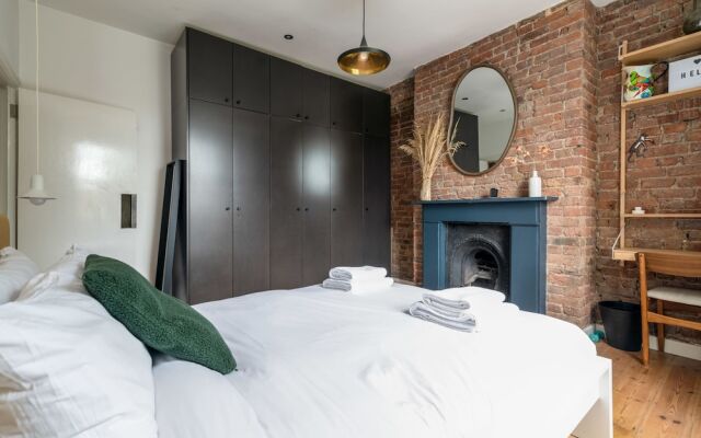 Modern North London Apartment