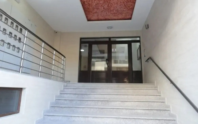 One Bedroom Apartment Centar C9