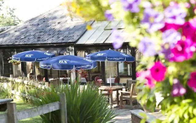 High Corner Inn