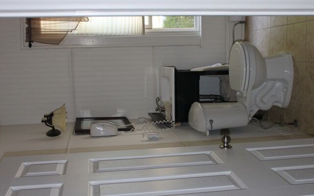 Green Oaks Bed and Breakfast