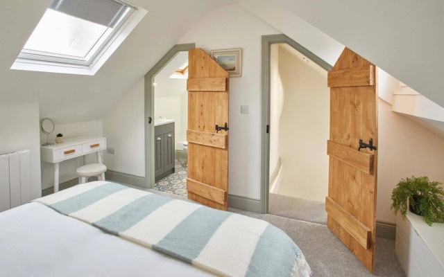 Threadneedle Cottage