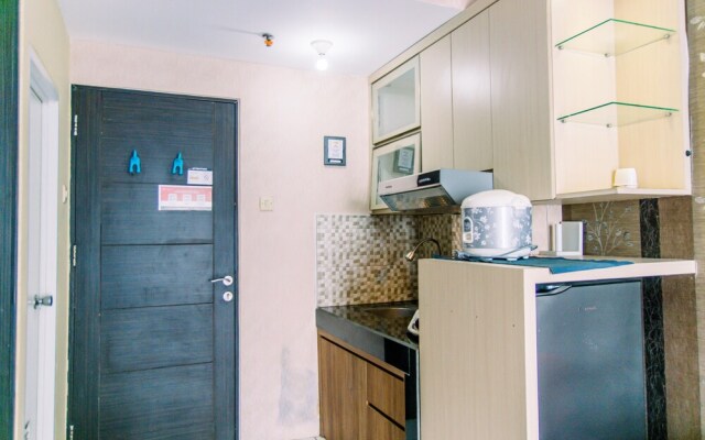 Simply And Comfort 2Br At Sky View Apartment