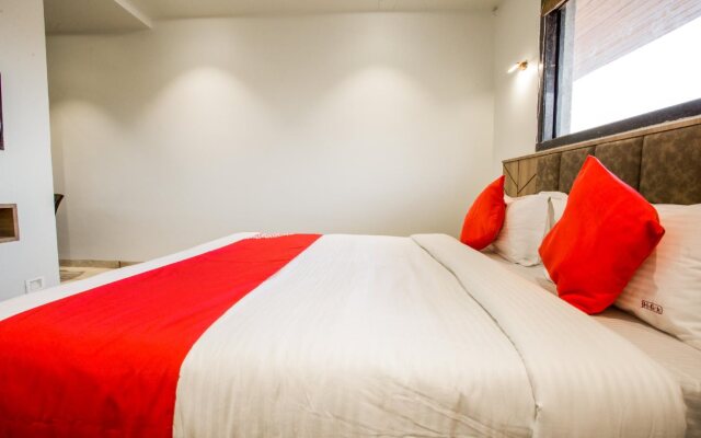 Hotel Gurukrupa Residency by OYO Rooms