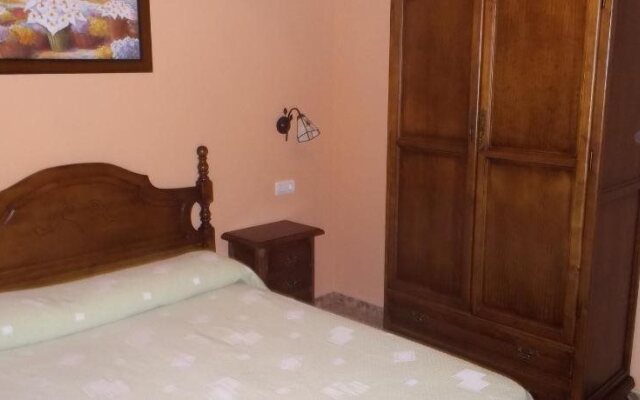 Hostal Monteolivos