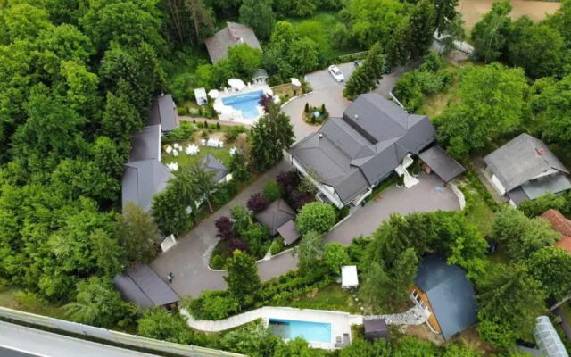 Rakovica Resort Luxury Apartments