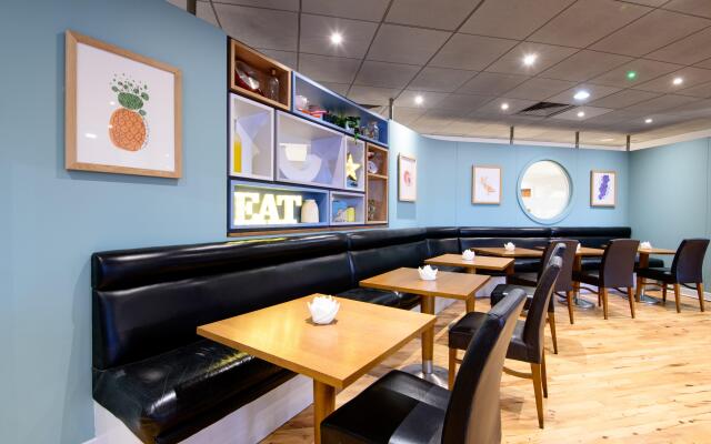 Holiday Inn Bolton Centre by IHG