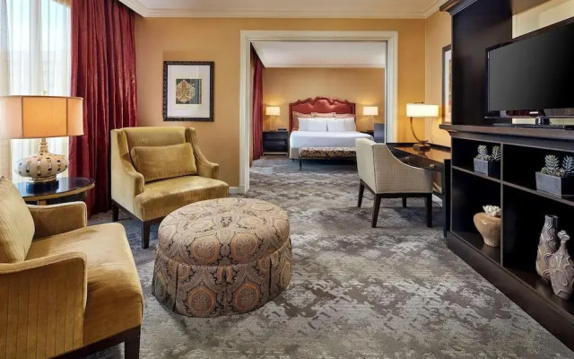 Crowne Plaza Tulsa