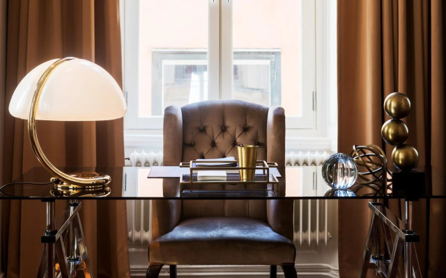Lydmar Hotel